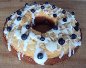 Blueberries and Cream cheese poundcake 007