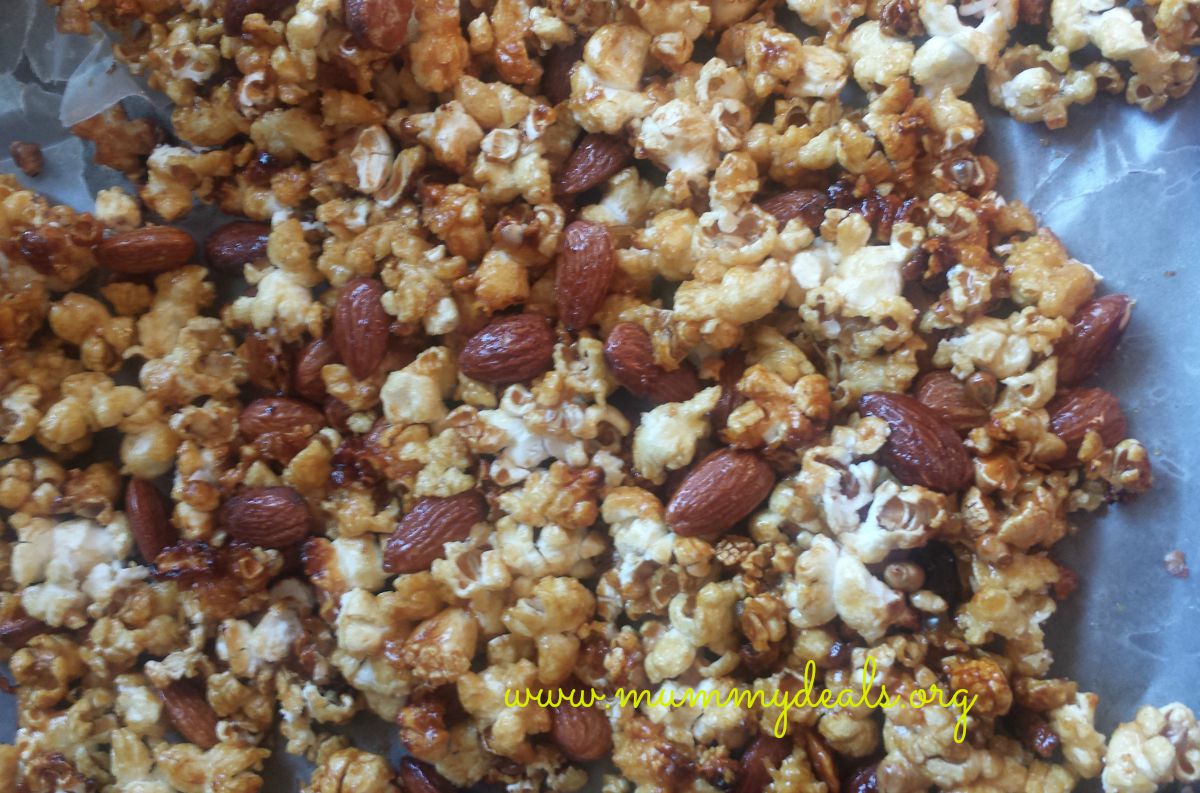 Crock-pot-caramel-popcorn-2