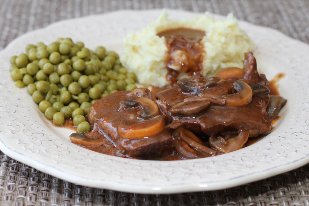 Golden Mushroom Crock Pot Steak 017